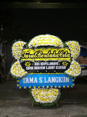 Papan Bunga Duka di Setiawargi